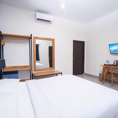 La Casa Jogja Hotell Kejayan Eksteriør bilde